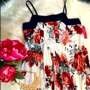 NWT Printed long maxi dress